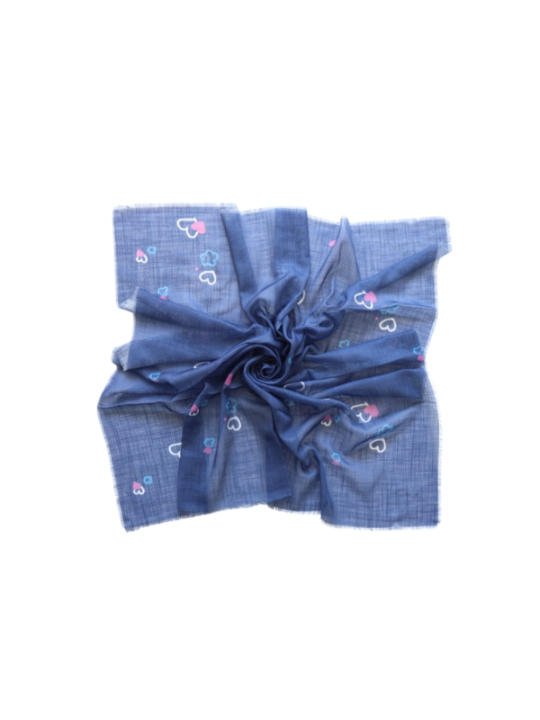 מטפחת דגם לבבות