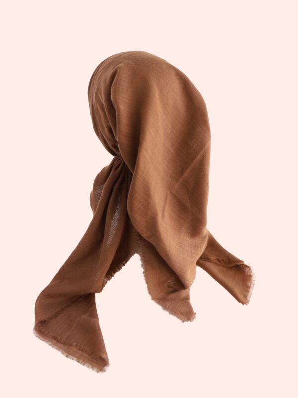 דגם אריג-חום בהיר